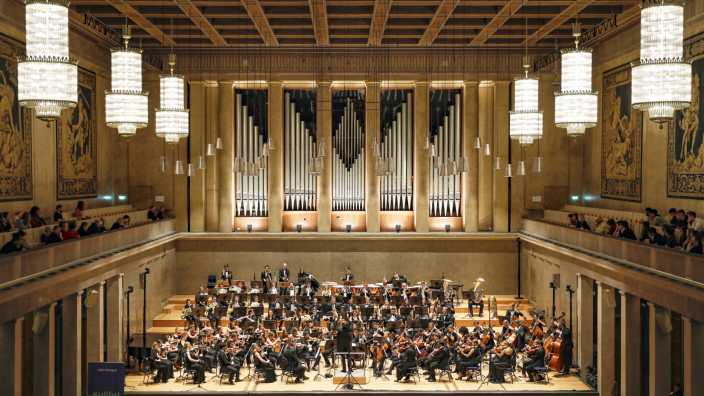 Seit über zwanzig Jahren an der Spitze junger Ensembles: Die Neue Philharmonie München