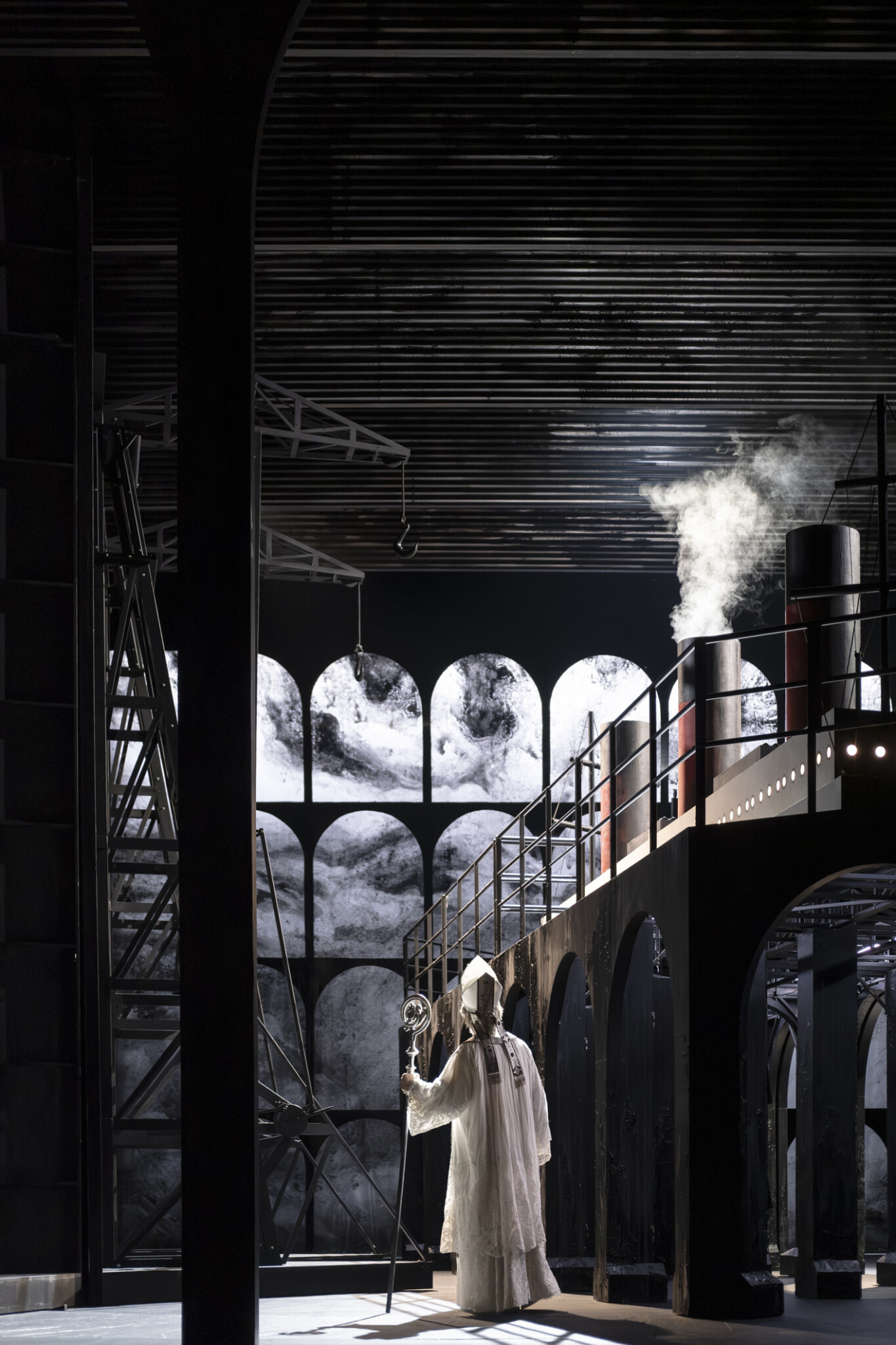 Szenenbild aus „Le Roi d’Ys“ aus der Opéra national du Rhin