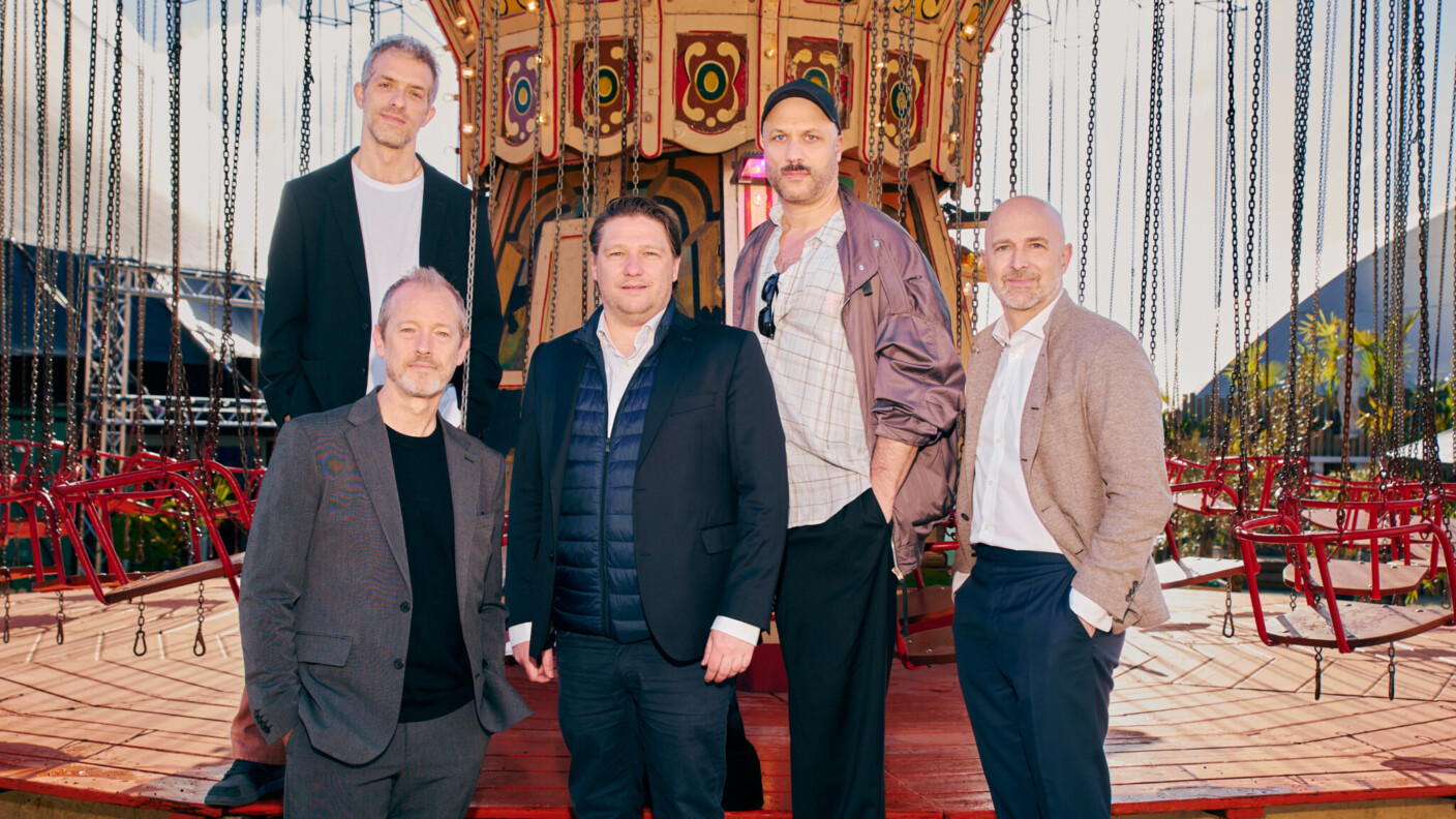 Setzen auch in dieser Saison auf neugierig machende Innovationen (v.l.): Omer Meir Wellber, Llyod Riggins, Matthias Schloderer, Tobias Kratzer und Nicolas Hartmann