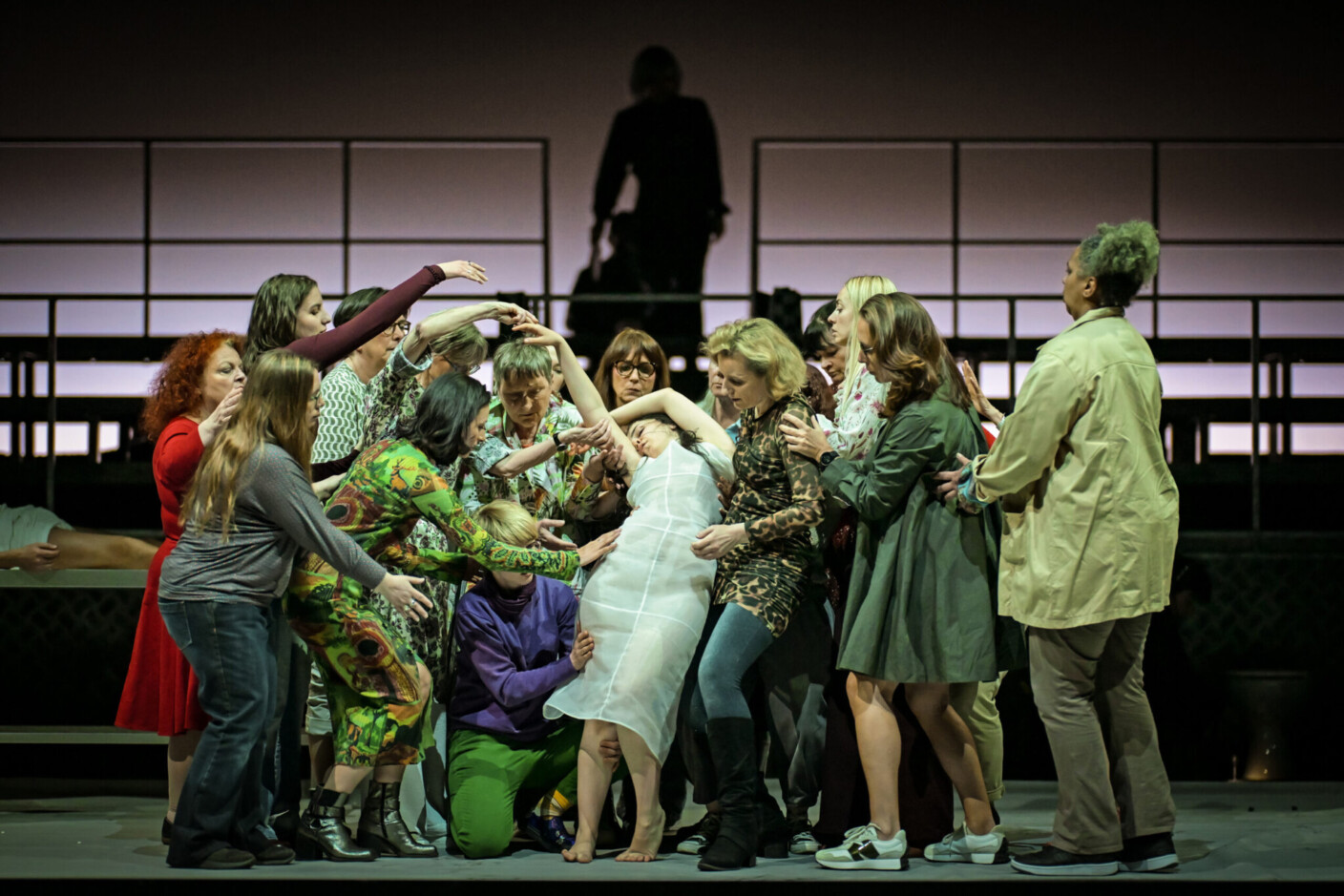 Szenenbild aus „Breaking The Waves“ am Staatstheater Mainz