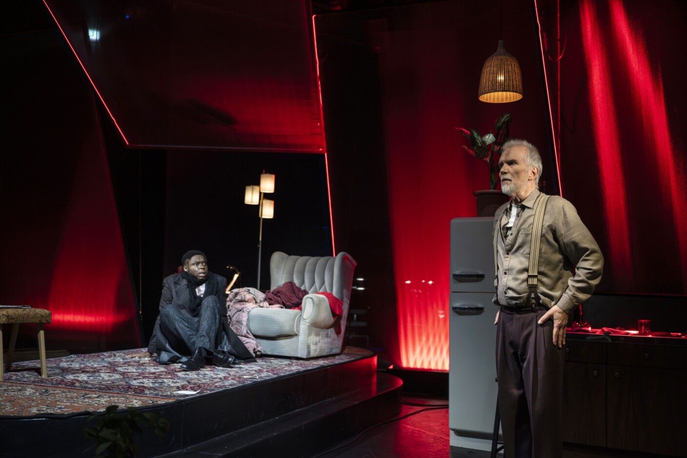 Szenenbild aus „For a Look or a Touch“ 