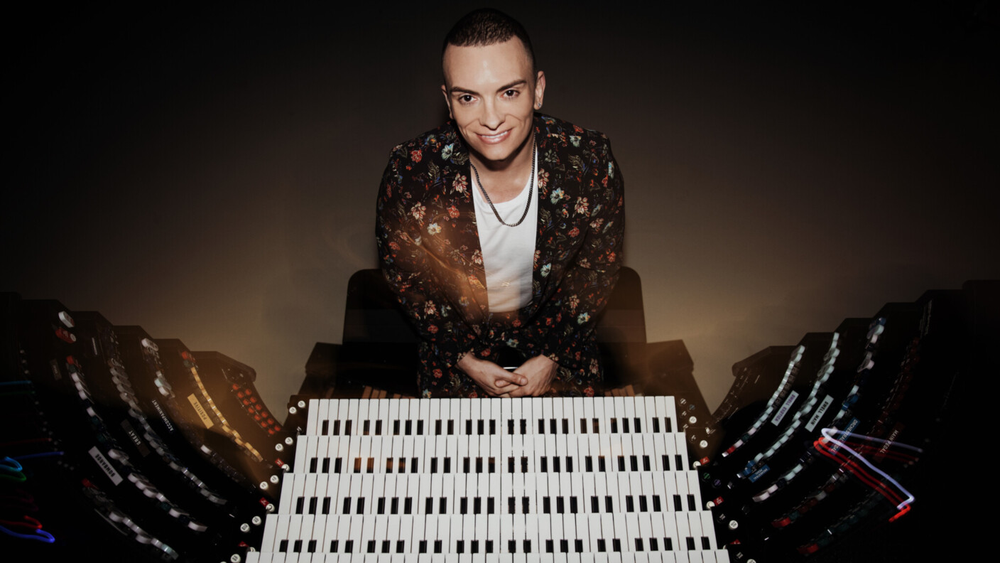 Cameron Carpenter entlockt beim Musikfest ION der Orgel teils ungewöhnliche Klänge