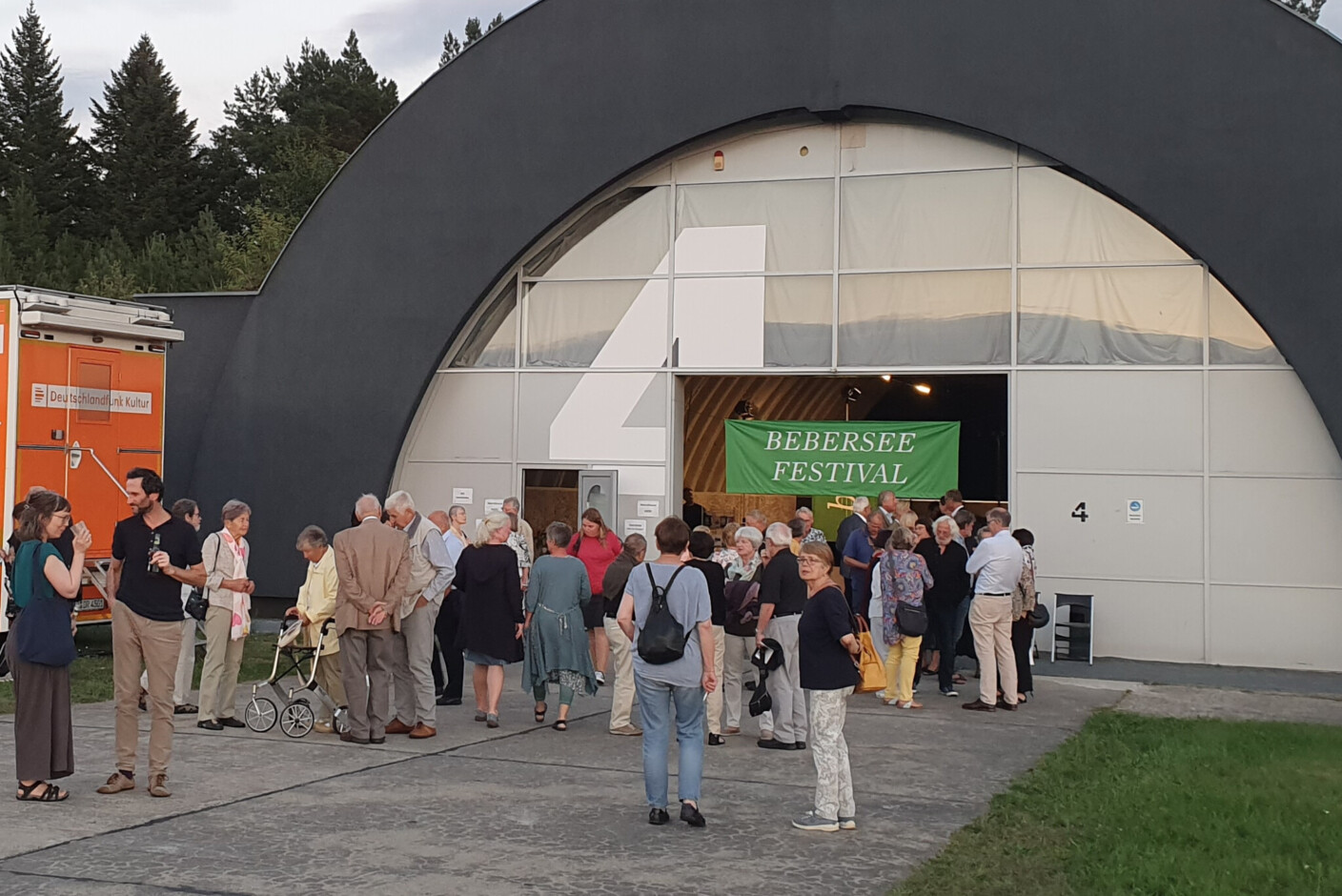 Konzerthangar Groß Dölln